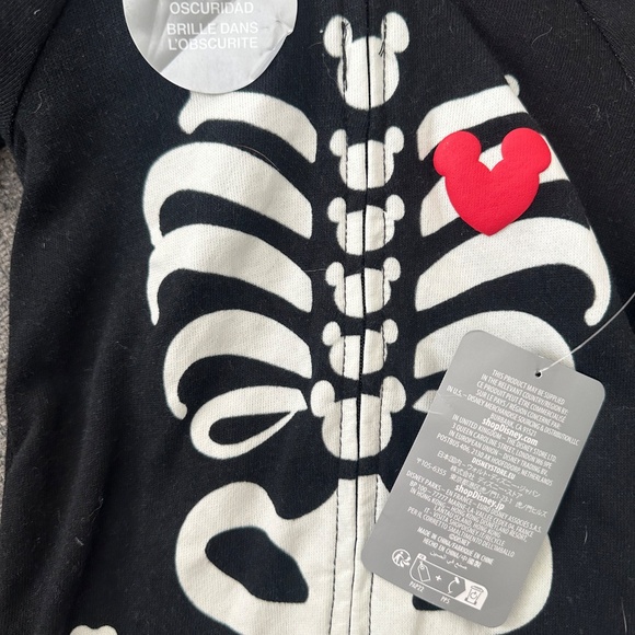 MICKEY SKELETON GLOW IN DARK 0-3 INFANT - Picture 3 of 3